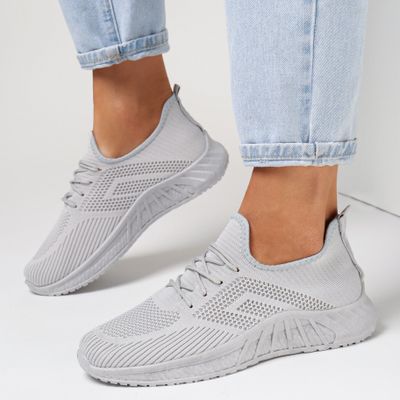 born2be - Buty sportowe damskie na wiosnę casual ze sklepu: born2be.pl w kategorii: Buty sportowe damskie - zdjęcie 054DCF2-170-2564_190767