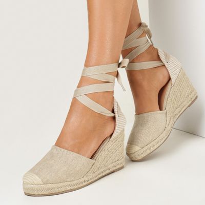 Espadryle damskie na lato born2be ze sklepu: born2be.pl w kategorii: Espadryle damskie - zdjęcie 054DCF2-170-2564_227573