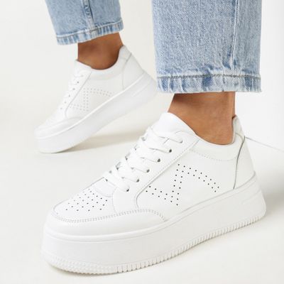 Buty sportowe damskie casual born2be ze sklepu: born2be.pl w kategorii: Buty sportowe damskie - zdjęcie 054DCF2-170-2564_235097