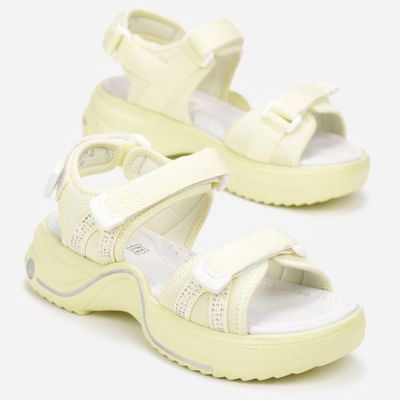 Sandały dziecięce born2be ze sklepu: born2be.pl w kategorii: Sandały dziecięce - zdjęcie 054DCF2-170-2564_245168