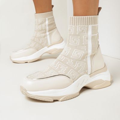 Buty sportowe damskie casualowe born2be ze sklepu: born2be.pl w kategorii: Buty sportowe damskie - zdjęcie 054DCF2-170-2564_262047