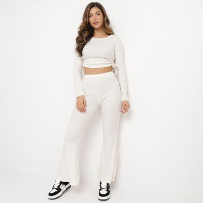 Bluzka damska na wiosnę casual born2be ze sklepu: born2be.pl w kategorii: Bluzki damskie - zdjęcie 054DCF2-170-2564_282801