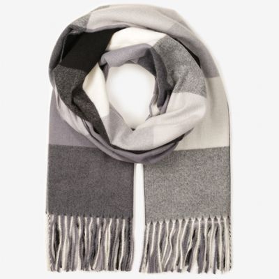 born2be - Szalik/chusta bez wzorów ze sklepu: born2be.pl w kategorii: Szaliki i chusty damskie - zdjęcie 054DCF2-170-2564_290108