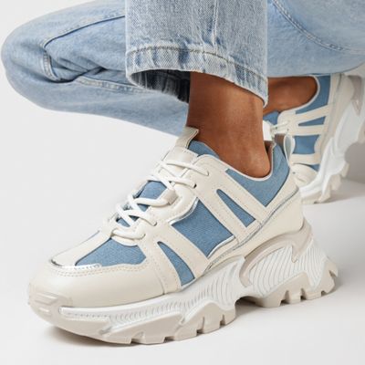Buty sportowe damskie casual born2be ze sklepu: born2be.pl w kategorii: Buty sportowe damskie - zdjęcie 054DCF2-170-2564_292512