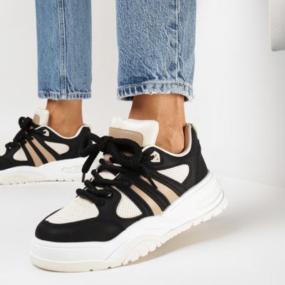 Buty sportowe damskie casual na wiosnę born2be ze sklepu: born2be.pl w kategorii: Buty sportowe damskie - zdjęcie 054DCF2-170-2564_293509