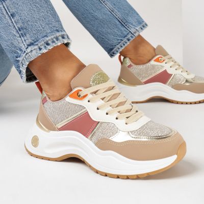 born2be - Buty sportowe damskie na wiosnę ze sklepu: born2be.pl w kategorii: Buty sportowe damskie - zdjęcie 054DCF2-170-2564_293523