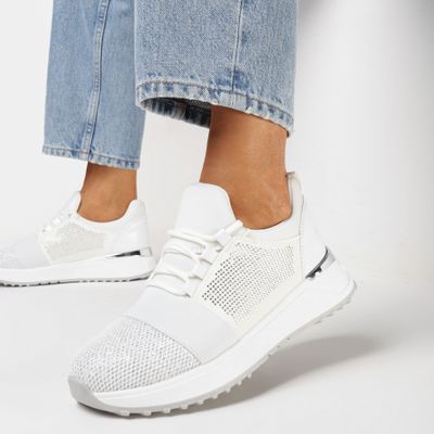 Buty sportowe damskie eleganckie born2be ze sklepu: born2be.pl w kategorii: Buty sportowe damskie - zdjęcie 054DCF2-170-2564_297767
