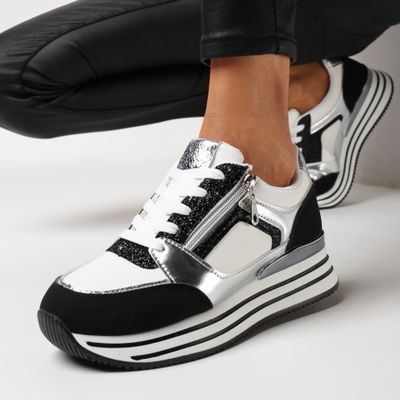Buty sportowe damskie born2be ze sklepu: born2be.pl w kategorii: Buty sportowe damskie - zdjęcie 054DCF2-170-2564_299815