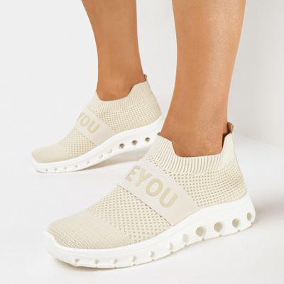 Buty sportowe damskie born2be ze sklepu: born2be.pl w kategorii: Buty sportowe damskie - zdjęcie 054DCF2-170-2564_299939