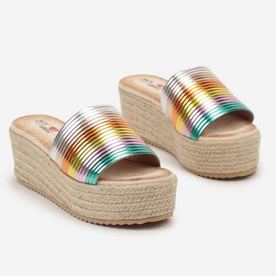 Espadryle damskie casualowe born2be ze sklepu: born2be.pl w kategorii: Espadryle damskie - zdjęcie 054DCF2-170-2564_303498