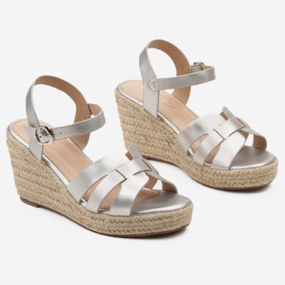 Espadryle damskie born2be ze sklepu: born2be.pl w kategorii: Espadryle damskie - zdjęcie 054DCF2-170-2564_310943