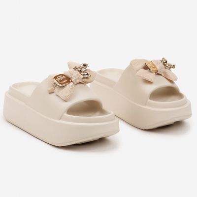 Klapki damskie casual born2be ze sklepu: born2be.pl w kategorii: Klapki damskie - zdjęcie 054DCF2-170-2564_335663