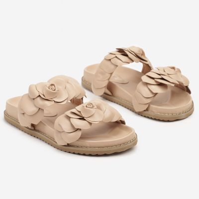 Klapki damskie na wiosnę born2be ze sklepu: born2be.pl w kategorii: Klapki damskie - zdjęcie 054DCF2-170-2564_336788