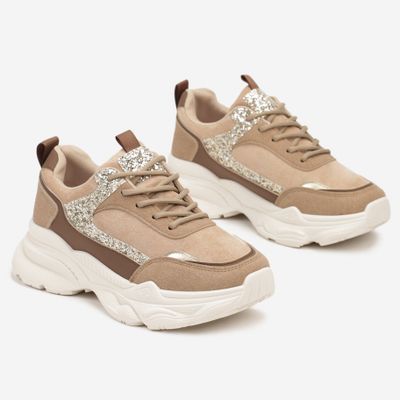 Buty sportowe damskie na zimę casual born2be ze sklepu: born2be.pl w kategorii: Buty sportowe damskie - zdjęcie 054DCF2-170-2564_346695
