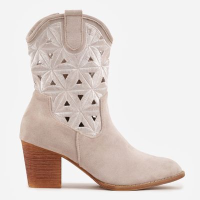 born2be - Botki casual ze sklepu: born2be.pl w kategorii: Botki - zdjęcie 054DCF2-170-2564_364808