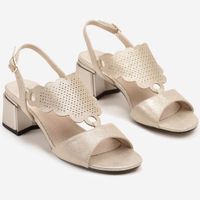 born2be - Sandały damskie casual na wiosnę ze sklepu: born2be.pl w kategorii: Sandały damskie - zdjęcie 054DCF2-170-2564_367026