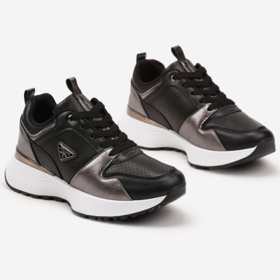 Buty sportowe damskie born2be ze sklepu: born2be.pl w kategorii: Buty sportowe damskie - zdjęcie 054DCF2-170-2564_368792