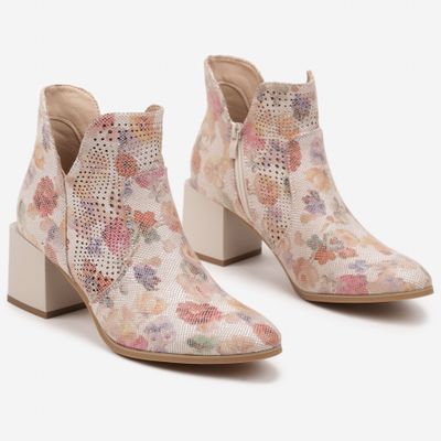 Botki boho born2be ze sklepu: born2be.pl w kategorii: Botki - zdjęcie 054DCF2-170-2564_371528
