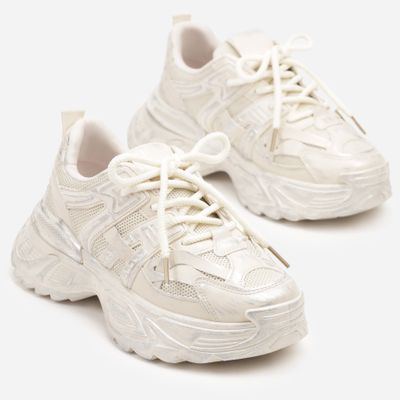 Buty sportowe damskie na zimę born2be ze sklepu: born2be.pl w kategorii: Buty sportowe damskie - zdjęcie 054DCF2-170-2564_373536