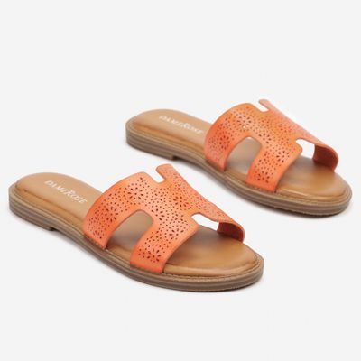 born2be - Klapki damskie na lato ze sklepu: born2be.pl w kategorii: Klapki damskie - zdjęcie 054DCF2-170-2564_373736