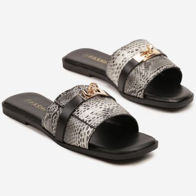 born2be - Klapki damskie eleganckie ze sklepu: born2be.pl w kategorii: Klapki damskie - zdjęcie 054DCF2-170-2564_376520