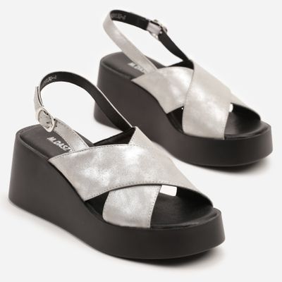 Sandały damskie casual born2be ze sklepu: born2be.pl w kategorii: Sandały damskie - zdjęcie 054DCF2-170-2564_383449