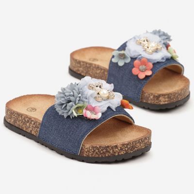 Klapki dziecięce na zimę born2be ze sklepu: born2be.pl w kategorii: Klapki dziecięce - zdjęcie 054DCF2-170-2564_389852