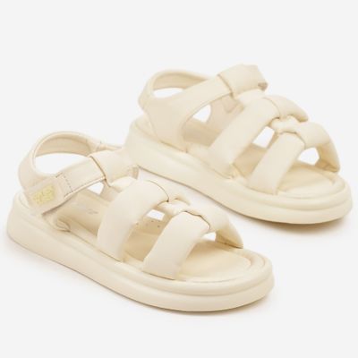 Sandały dziecięce młodzieżowy born2be ze sklepu: born2be.pl w kategorii: Sandały dziecięce - zdjęcie 054DCF2-170-2564_395164