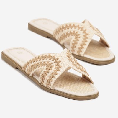 born2be - Klapki damskie boho ze sklepu: born2be.pl w kategorii: Klapki damskie - zdjęcie 054DCF2-170-2564_396696