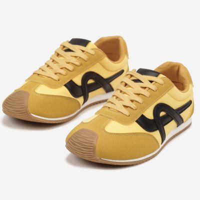 Buty sportowe damskie w abstrakcyjnym wzorze born2be ze sklepu: born2be.pl w kategorii: Buty sportowe damskie - zdjęcie 054DCF2-170-2564_396858