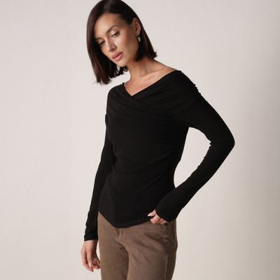 Bluzka damska na zimę born2be ze sklepu: born2be.pl w kategorii: Bluzki damskie - zdjęcie 054DCF2-170-2564_402894