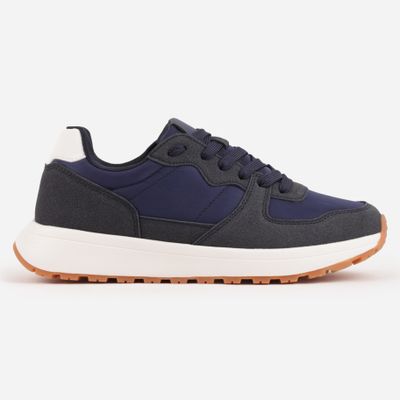 Buty sportowe męskie na wiosnę born2be ze sklepu: born2be.pl w kategorii: Buty sportowe męskie - zdjęcie 054DCF2-170-2564_403515