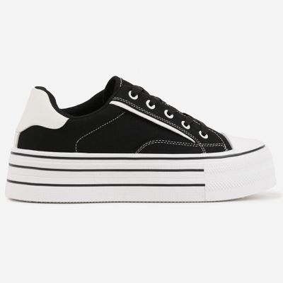 Trampki damskie na wiosnę casual born2be ze sklepu: born2be.pl w kategorii: Trampki damskie - zdjęcie 054DCF2-170-2564_404100