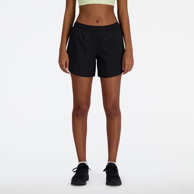 Szorty na zimę New Balance ze sklepu: New Balance Poland w kategorii: Szorty - zdjęcie 08F3FC-30B-10813_3215283