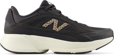 Buty sportowe damskie casual New Balance ze sklepu: New Balance Poland w kategorii: Buty sportowe damskie - zdjęcie 08F3FC-30B-10813_3215689