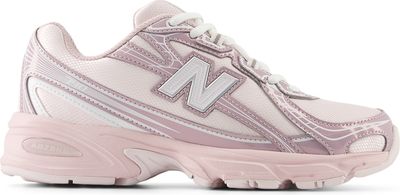 Buty sportowe dziecięce na wiosnę New Balance ze sklepu: New Balance Poland w kategorii: Buty sportowe dziecięce - zdjęcie 08F3FC-30B-10813_3216307