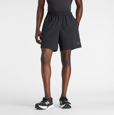 Spodenki męskie zimowe New Balance ze sklepu: New Balance Poland w kategorii: Spodenki męskie - zdjęcie 08F3FC-30B-10813_3216504