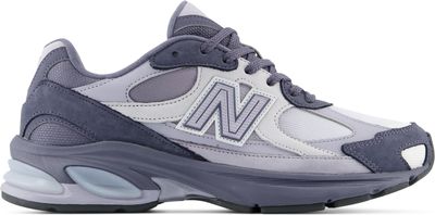 Buty sportowe damskie młodzieżowe New Balance ze sklepu: New Balance Poland w kategorii: Buty sportowe damskie - zdjęcie 08F3FC-30B-10813_3217331