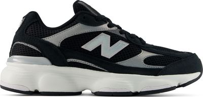 Buty sportowe damskie młodzieżowe New Balance ze sklepu: New Balance Poland w kategorii: Buty sportowe damskie - zdjęcie 08F3FC-30B-10813_3217333