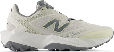 Buty sportowe damskie młodzieżowe zimowe New Balance ze sklepu: New Balance Poland w kategorii: Buty sportowe damskie - zdjęcie 08F3FC-30B-10813_3217630