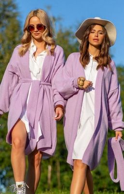 Sweter damski bez wzorów Fobya ze sklepu: intimiti.pl w kategorii: Swetry damskie - zdjęcie 3B4B001-93A-4736_165834