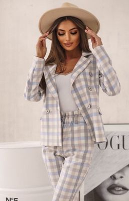 Marynarka z haftem Lola Fashion ze sklepu: intimiti.pl w kategorii: Marynarki damskie - zdjęcie 3B4B001-93A-4736_184360