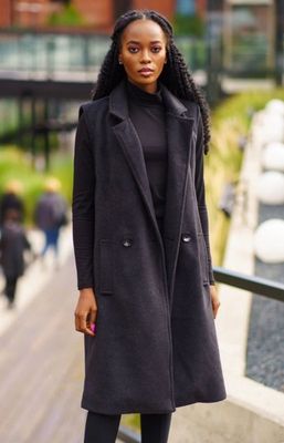 Płaszcz damski bez wzorów Lola Fashion ze sklepu: intimiti.pl w kategorii: Płaszcze damskie - zdjęcie 3B4B001-93A-4736_195614
