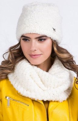 Czapka zimowa damska casual Kamea ze sklepu: intimiti.pl w kategorii: Czapki zimowe damskie - zdjęcie 3B4B001-93A-4736_207485