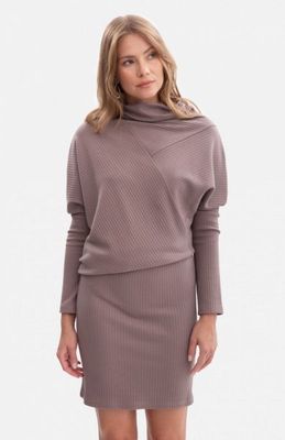 Sukienka gładka Be ze sklepu: intimiti.pl w kategorii: Sukienki - zdjęcie 3B4B001-93A-4736_250922