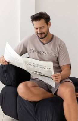 Regina - Piżama męska z nadrukami ze sklepu: intimiti.pl w kategorii: Piżamy męskie - zdjęcie 3B4B001-93A-4736_253755
