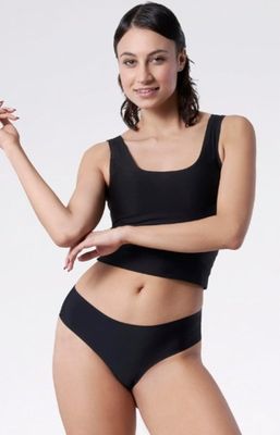 Majtki damskie Julimex ze sklepu: intimiti.pl w kategorii: Majtki damskie - zdjęcie 3B4B001-93A-4736_84838