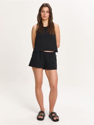 Szorty w sportowym stylu ze sklepu: Cropp w kategorii: Szorty - zdjęcie 4198BBB-532-6969_028HX-99X