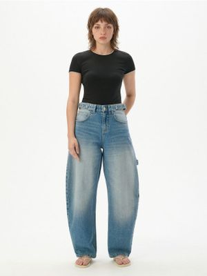 Jeansy damskie w miejskim stylu na wiosnę ze sklepu: Cropp w kategorii: Jeansy damskie - zdjęcie 4198BBB-532-6969_030KA-50J