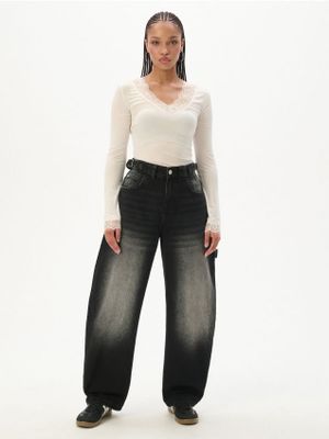 Jeansy damskie letnie ze sklepu: Cropp w kategorii: Jeansy damskie - zdjęcie 4198BBB-532-6969_030KA-99J